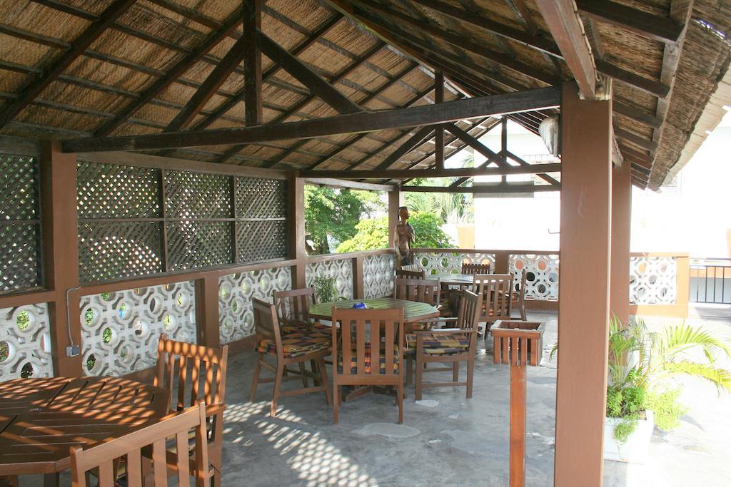 Hotel Aurore Lomé Exterior photo